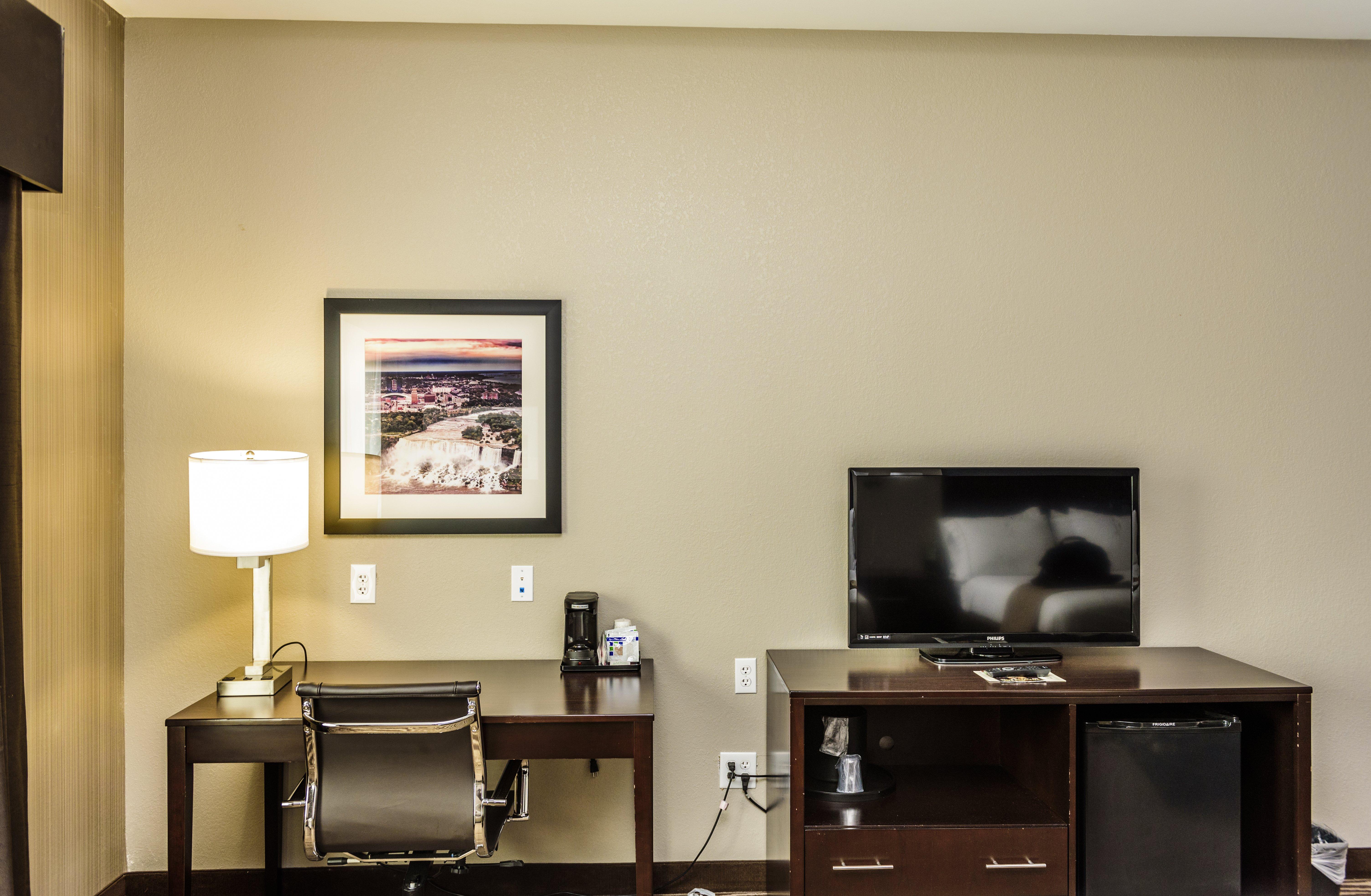 Holiday Inn Express & Suites Cheektowaga North East By Ihg Esterno foto