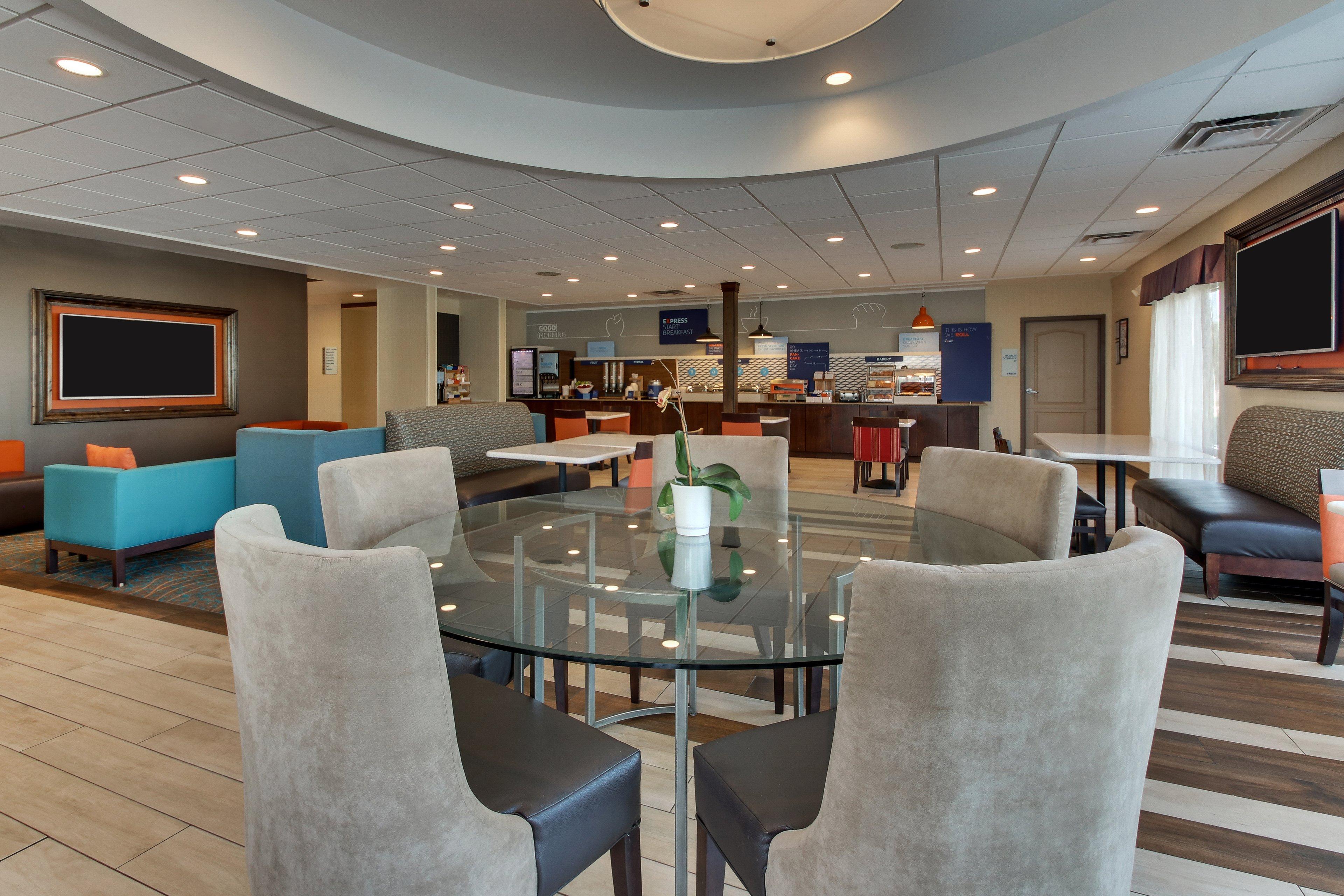 Holiday Inn Express & Suites Cheektowaga North East By Ihg Esterno foto
